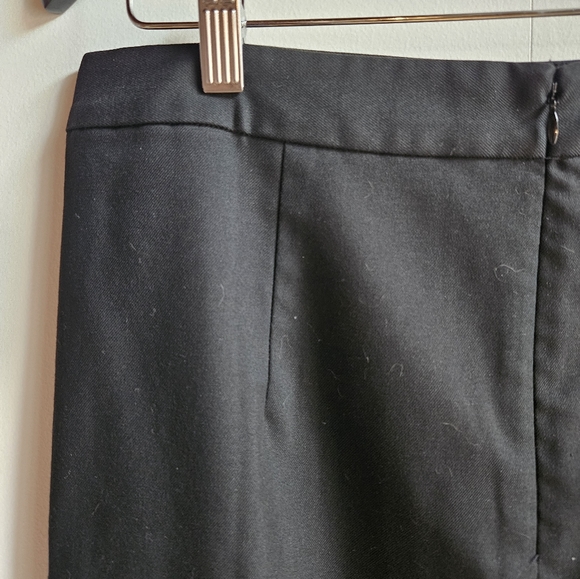 Banana Republic Knee-Length Skirt in Women's Size 12 - Picture 6 of 12